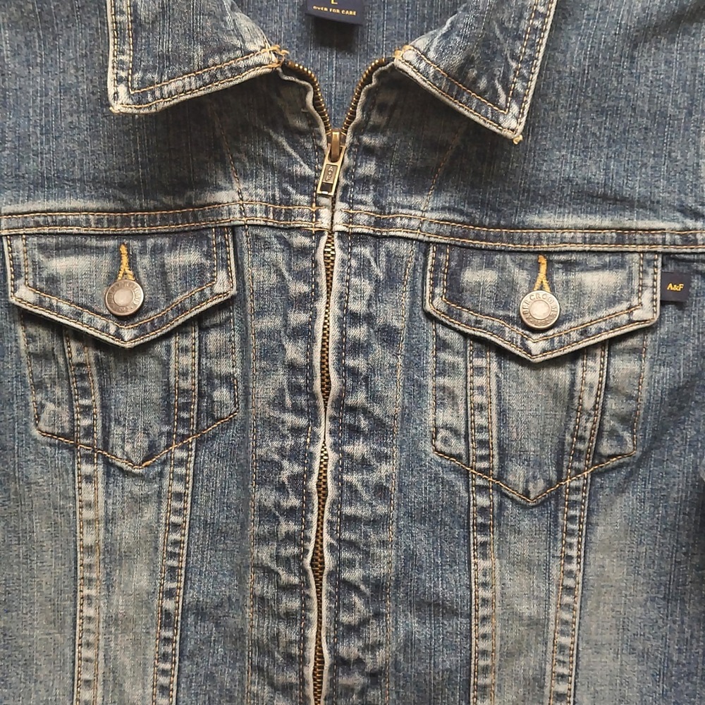 Abercrombie & Fitch Women L Denim Jacket Medium Wash Full Zip Trucker Streetwear - Picture 2 of 16